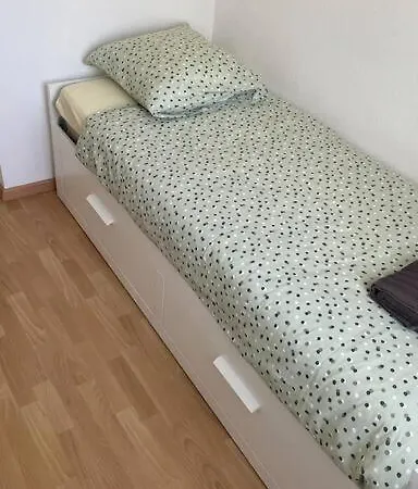 Apartmán Joli Avec Parking Et Balcon *